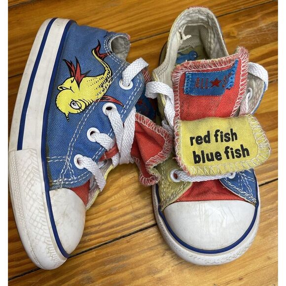 Converse Dr Suess One Fish Two Fish‎ Red Fish Blue Fish Kids Size 9 - Picture 1 of 7